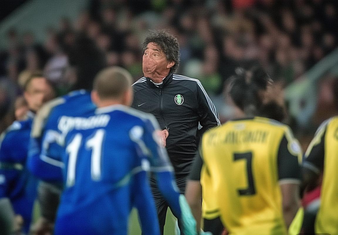 瓜迪奥拉欧冠神奇换人法则：揭秘战术智慧与临场应变(图3)