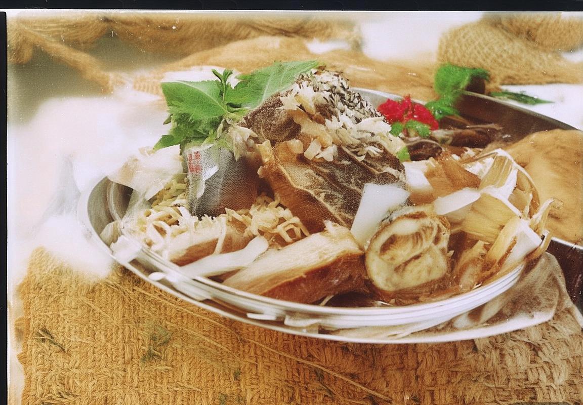 郜林与张玉宁：中国足球双子星对比与未来展望(图3)